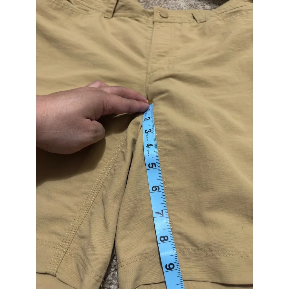 The North Face Mens Tan Nylon Hiking‎ CargoShorts Size 32 Regular DN 879323 BB18